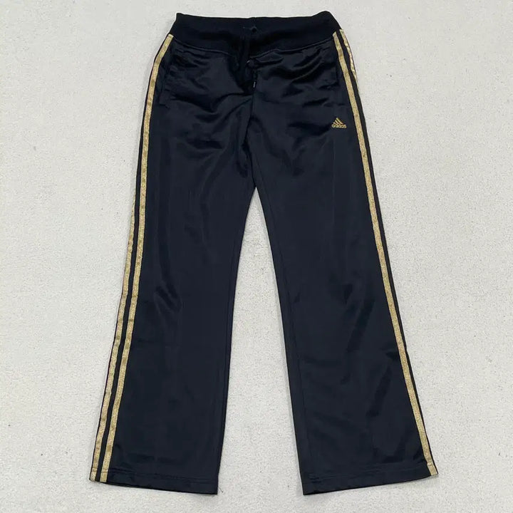 [BUNJANG] Adidas Gold Stripe Wide Training Pants / 90 아디다스 골드 스트라이프 와이드 트레이닝 팬츠 0416-2