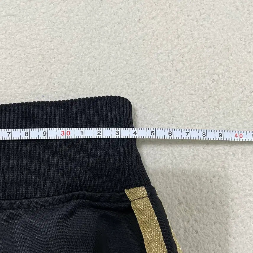 [BUNJANG] Adidas Gold Stripe Wide Training Pants / 90 아디다스 골드 스트라이프 와이드 트레이닝 팬츠 0416-2