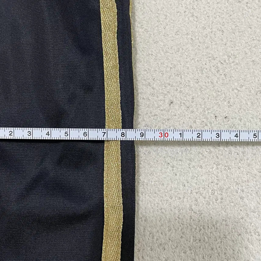[BUNJANG] Adidas Gold Stripe Wide Training Pants / 90 아디다스 골드 스트라이프 와이드 트레이닝 팬츠 0416-2