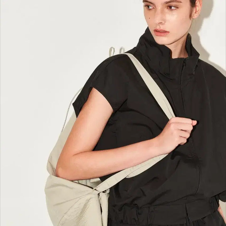 [BUNJANG] Blossom Mond Ivory Drawstring Backpack / blossom 블로썸 블라썸 몬드 아이보리 드로우스트링 백팩 새상품
