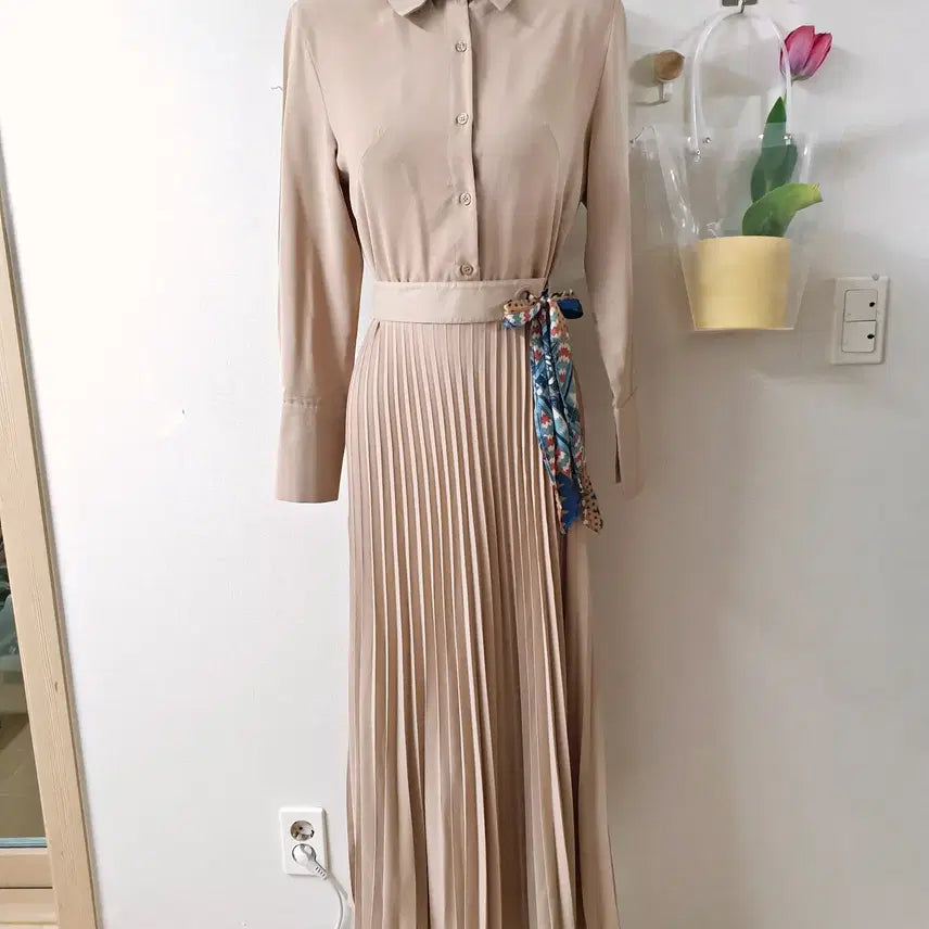 [BUNJANG] Pleated Maxi Long Dress Beige / 셔츠플리츠 맥시 롱원피스 55 66 베이지