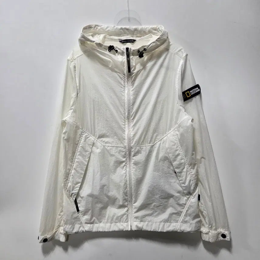[SOLD OUT] 내셔널지오그래픽 화이트 경량 후드 바람막이 S 26041606