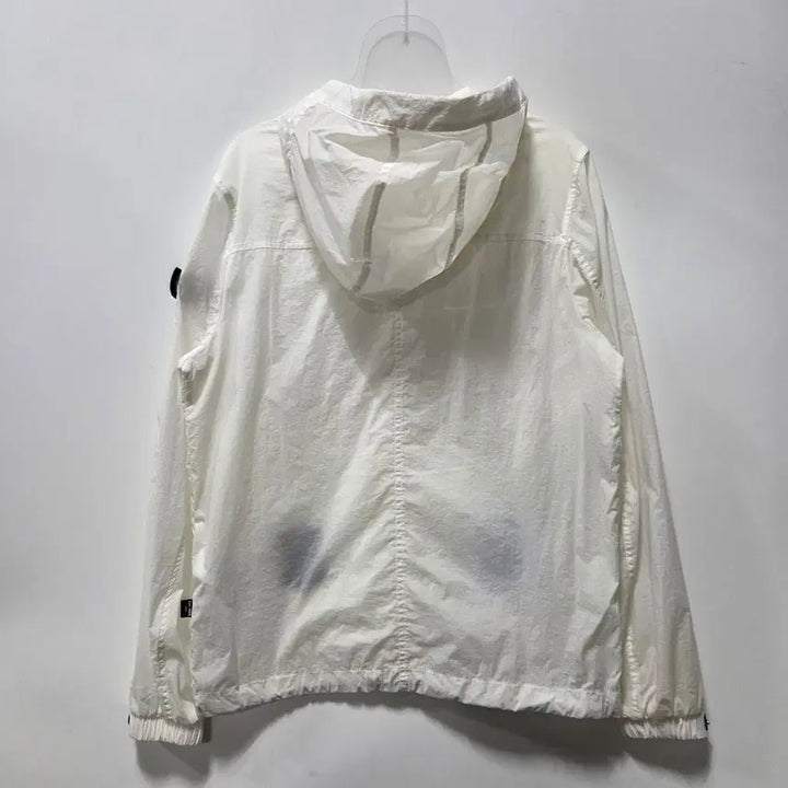 [SOLD OUT] 내셔널지오그래픽 화이트 경량 후드 바람막이 S 26041606