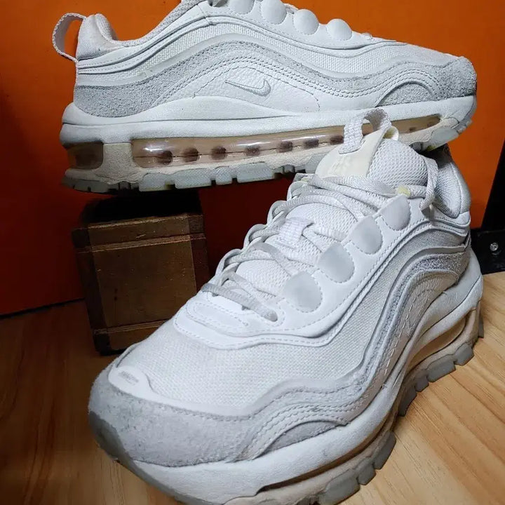 [BUNJANG] Nike Air Max Futura (US6.5) / 나이키 에어맥스 퓨츄라(US6.5표기235 추천사이즈230)