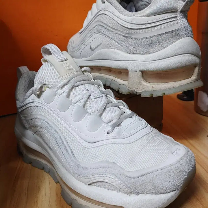 [BUNJANG] Nike Air Max Futura (US6.5) / 나이키 에어맥스 퓨츄라(US6.5표기235 추천사이즈230)