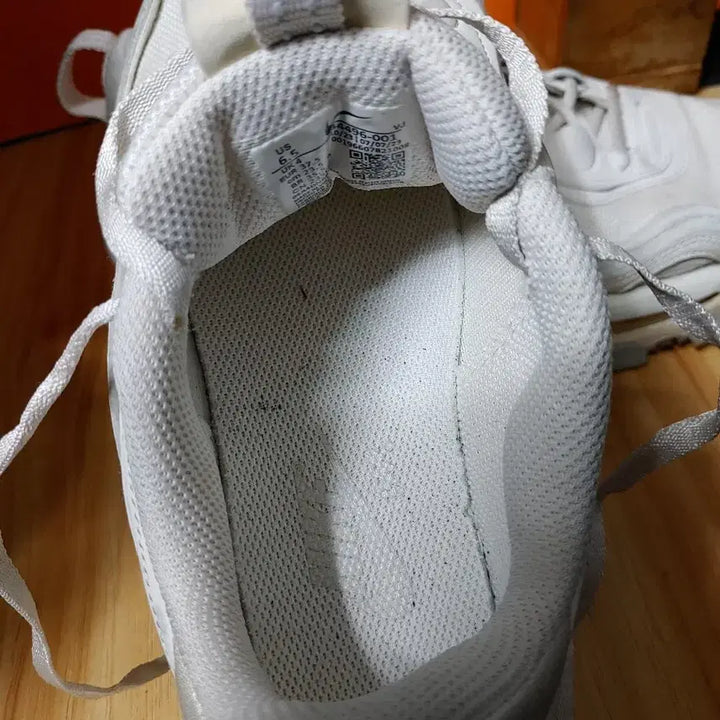 [BUNJANG] Nike Air Max Futura (US6.5) / 나이키 에어맥스 퓨츄라(US6.5표기235 추천사이즈230)