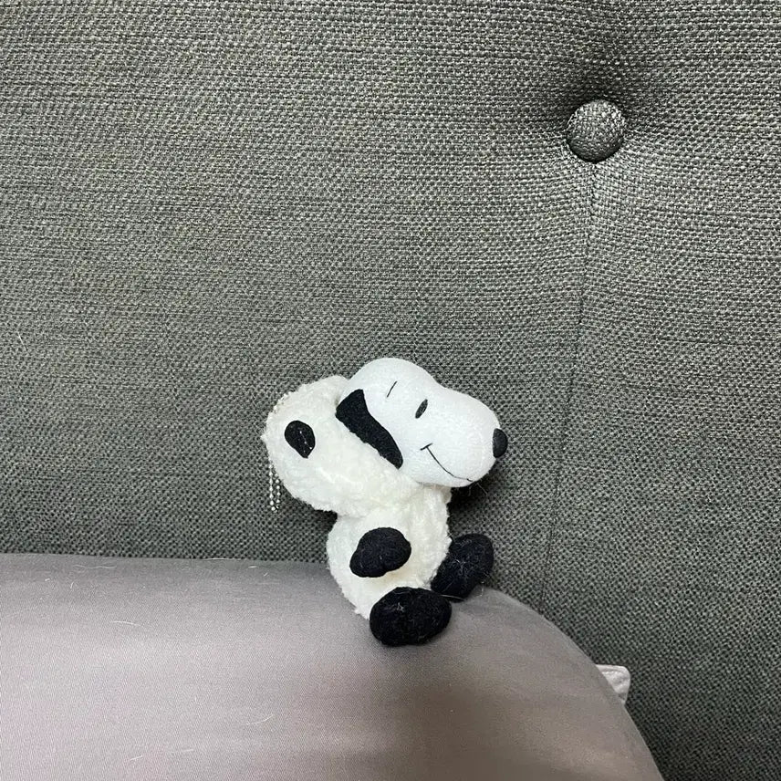 [BUNJANG] Snoopy Sheepskin Hat Plush Doll / 양모자쓴 스누피