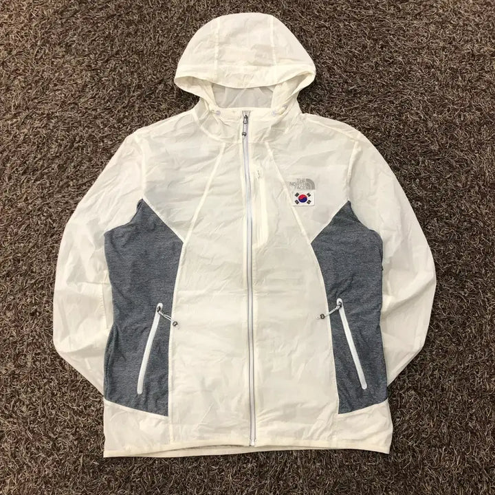 [SOLD OUT] L 노스페이스 태극기 패치 나일론 바람막이 자켓
