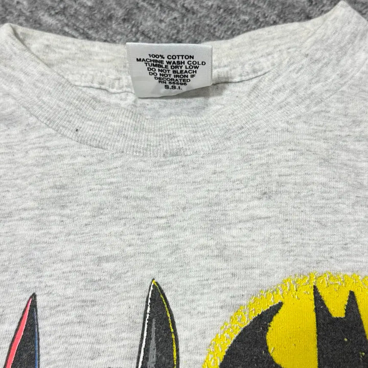 [SOLD OUT] 빈티지 SSI 배트맨 티셔츠 90s Made in USA