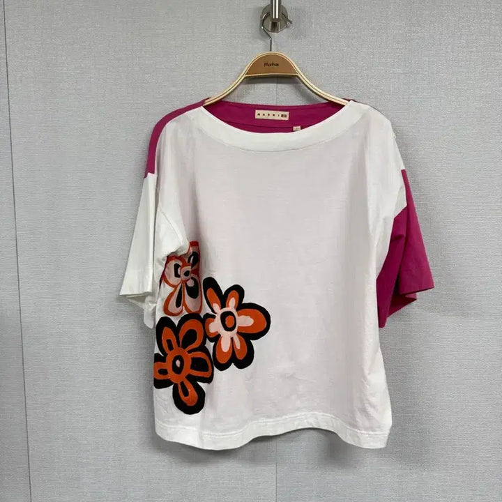 [BUNJANG] Mardi Mercredi x Uniqlo Short Sleeve T-shirt / 마르디x유니클로 반팔 티셔츠