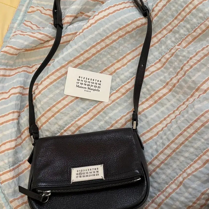 [BUNJANG] Maison Margiela 5AC Mini Leather Crossbody Bag / 메종 마르지엘라 5AC 미니 크로스백