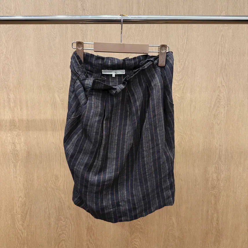 [BUNJANG] 3.1 Phillip Lim Striped Wrap Mini Skirt / 3.1 필립림 스트라이프 랩 미니스커트 허리 끈 디테일다크컬러