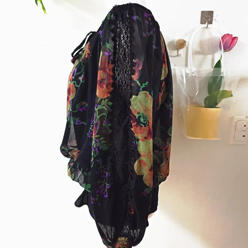 [BUNJANG] Ralph Lauren Floral Off-Shoulder Chiffon Blouse / 랄프로렌 정품 오프숄더 쉬폰 나시블라우스 44 55 블랙플라워