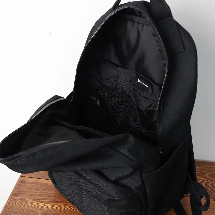 [SOLD OUT] 룰루레몬 커맨드 더 데이 백팩