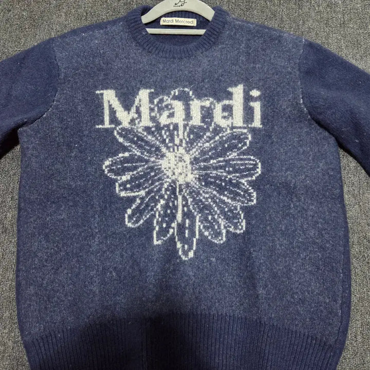 [BUNJANG] Mardi Mercredi Navy Wool Flower Knit / 마르디 메크르디 네이비 울 플라워 니트 26041608