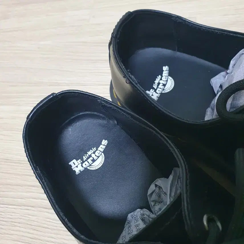 [SOLD OUT] 닥터마틴 1461 쿼드 블랙 250