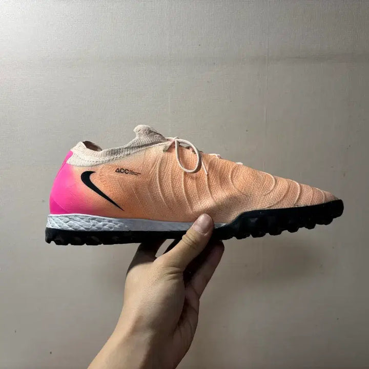 [SOLD OUT] [270] 나이키 리액트 팬텀 GX2 프로 TF 풋살화