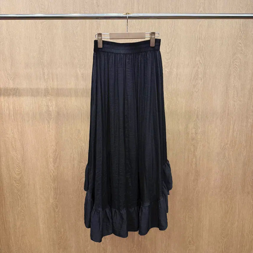 [BUNJANG] Maje Asymmetrical Wrap Long Skirt with Frill Detail - Black / 마쥬 언발란스 랩스타일 밴딩 롱 스커트 프릴 레이어드 디테일 블랙