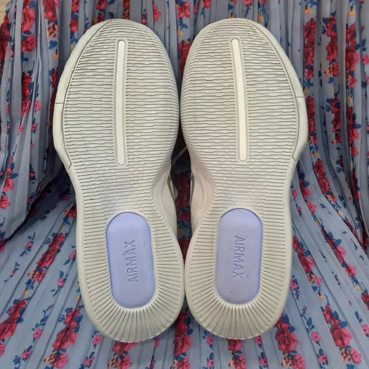 [BUNJANG] Nike Air Max Wide Sneakers 240mm / 나이키  에어맥스 와이드 운동화  240mm