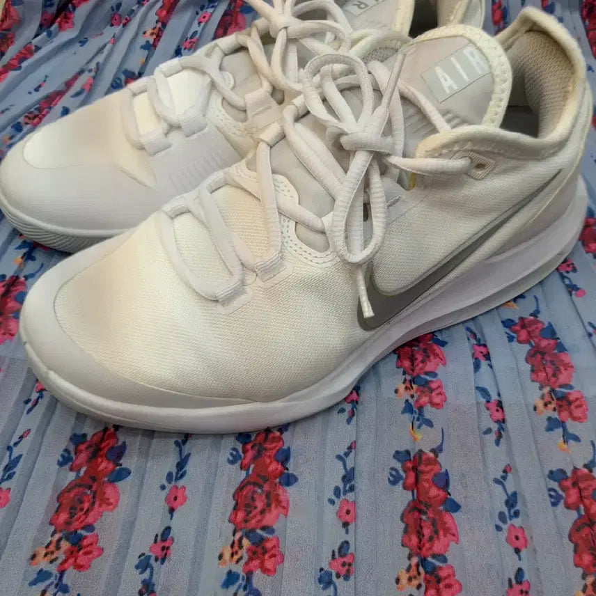 [BUNJANG] Nike Air Max Wide Sneakers 240mm / 나이키  에어맥스 와이드 운동화  240mm