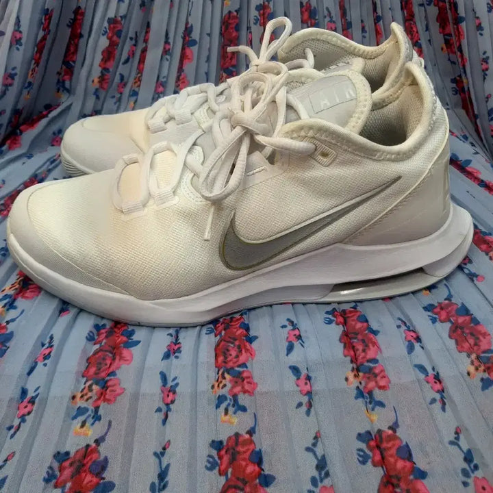 [BUNJANG] Nike Air Max Wide Sneakers 240mm / 나이키  에어맥스 와이드 운동화  240mm