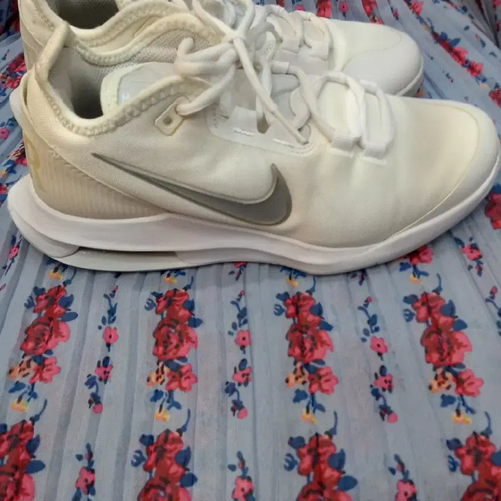 [BUNJANG] Nike Air Max Wide Sneakers 240mm / 나이키  에어맥스 와이드 운동화  240mm