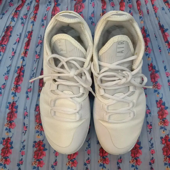 [BUNJANG] Nike Air Max Wide Sneakers 240mm / 나이키  에어맥스 와이드 운동화  240mm