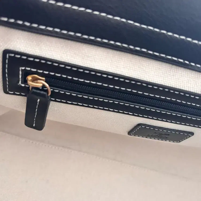 [SOLD OUT] 아뜰리에 드 루멘 Panier Flap Bag / soft black