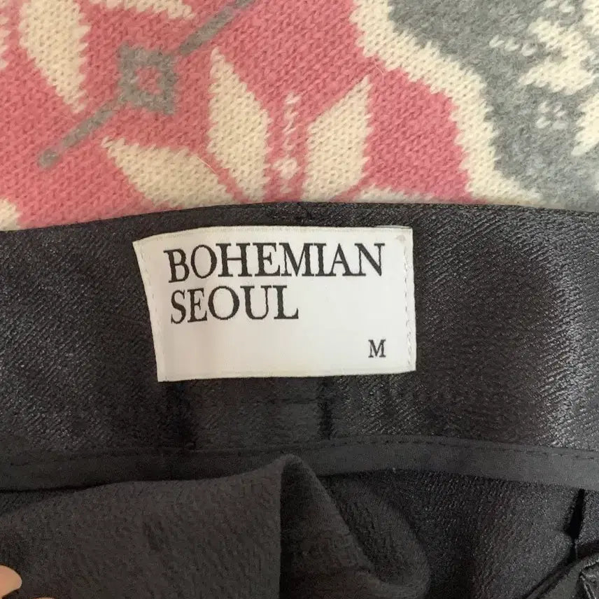 [BUNJANG] Bohemian Seoul Slit Long Satin Skirt / 보헤미안서울 슬릿 롱 새틴 스커트