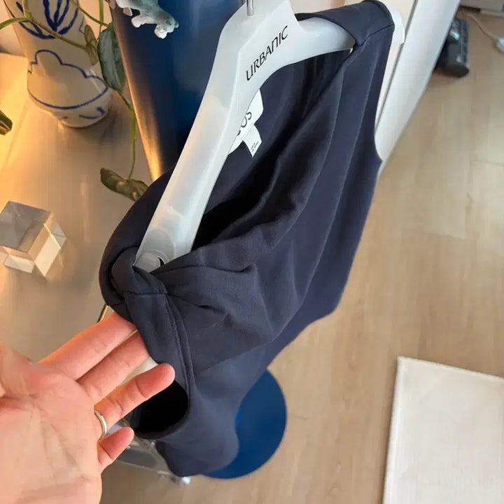[BUNJANG] COS Twist Cotton Top Navy / cos 코스 트위스트 코튼 탑 네이비
