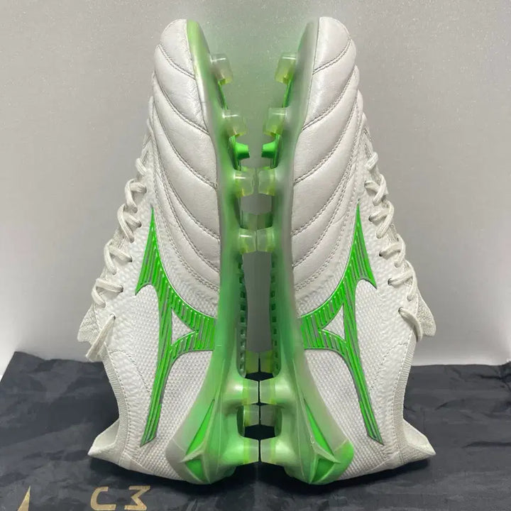 [BUNJANG] Mizuno Morelia Neo IV Beta Japan Soccer Cleats / 미즈노 모렐리아 네오4 베타 재팬 260