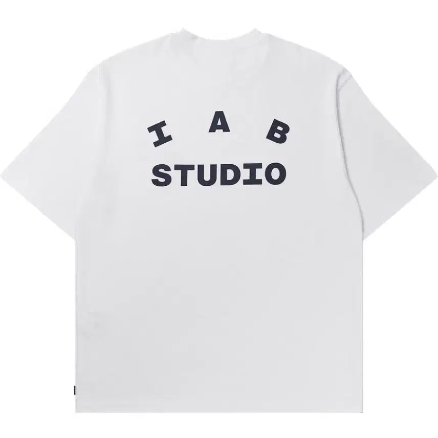 [SOLD OUT] IAB STUDIO 흰색 반팔 티셔츠 [M,L]