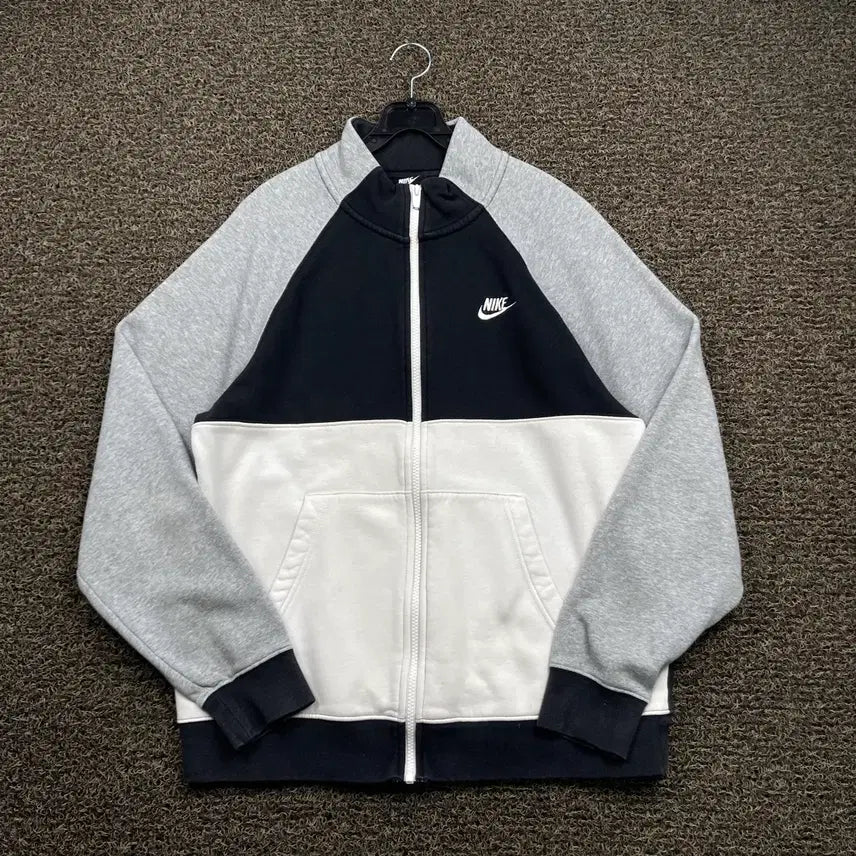 [SOLD OUT] 나이키 퓨추라 오래오배색 집업