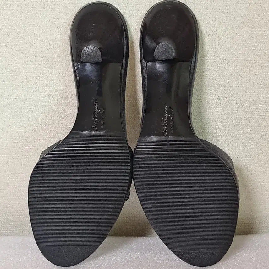 [BUNJANG] Ferragamo 6.5D 235 Sandals / 페레가모 6.5D 235 샌들 슬리퍼