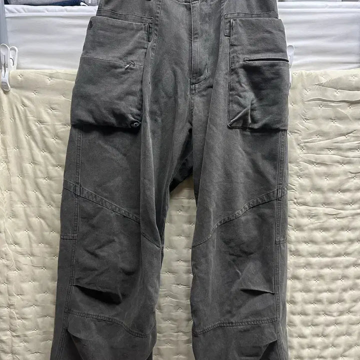 [BUNJANG] Hatching Room Big Cargo Pants - Khaki / 해칭룸 빅카고팬츠 카키 3사이즈 판매합니다!!