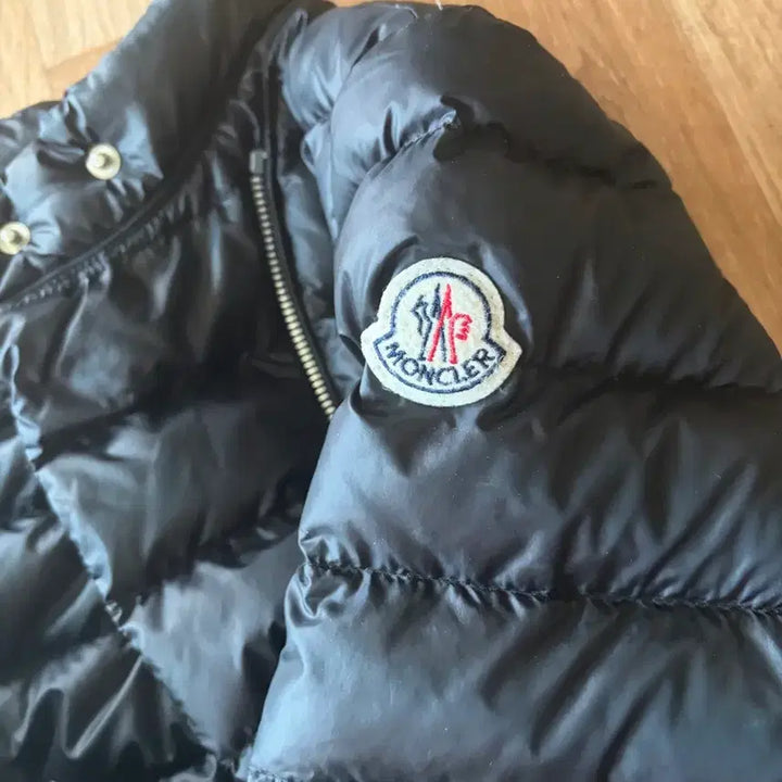 [SOLD OUT] 몽클레어 여성 다운 경량패딩