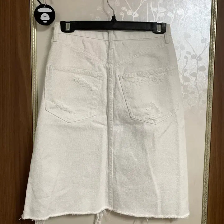 [BUNJANG] White Denim Midi Asymmetrical Skirt / 화이트 데님 미디 언발 스커트