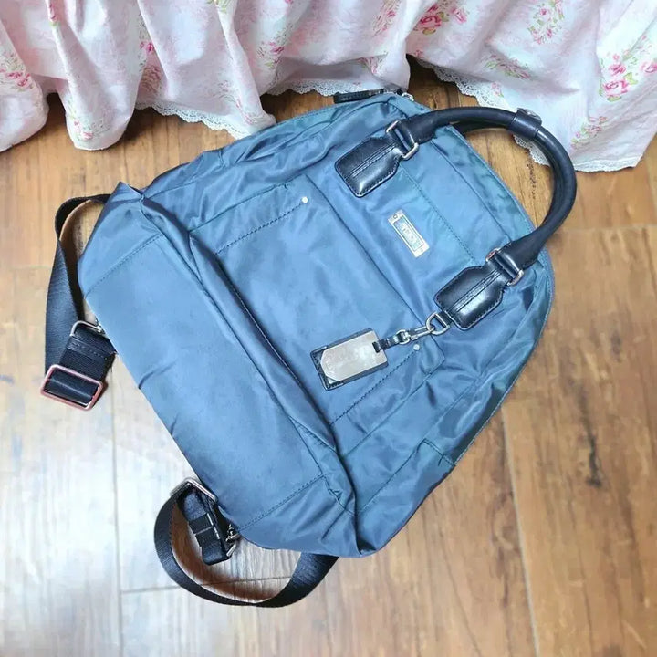 [BUNJANG] Tumi 3-Way Convertible Backpack/Crossbody/Tote Bag / 정품투미 백팩/크로스백/토트백 3way 백