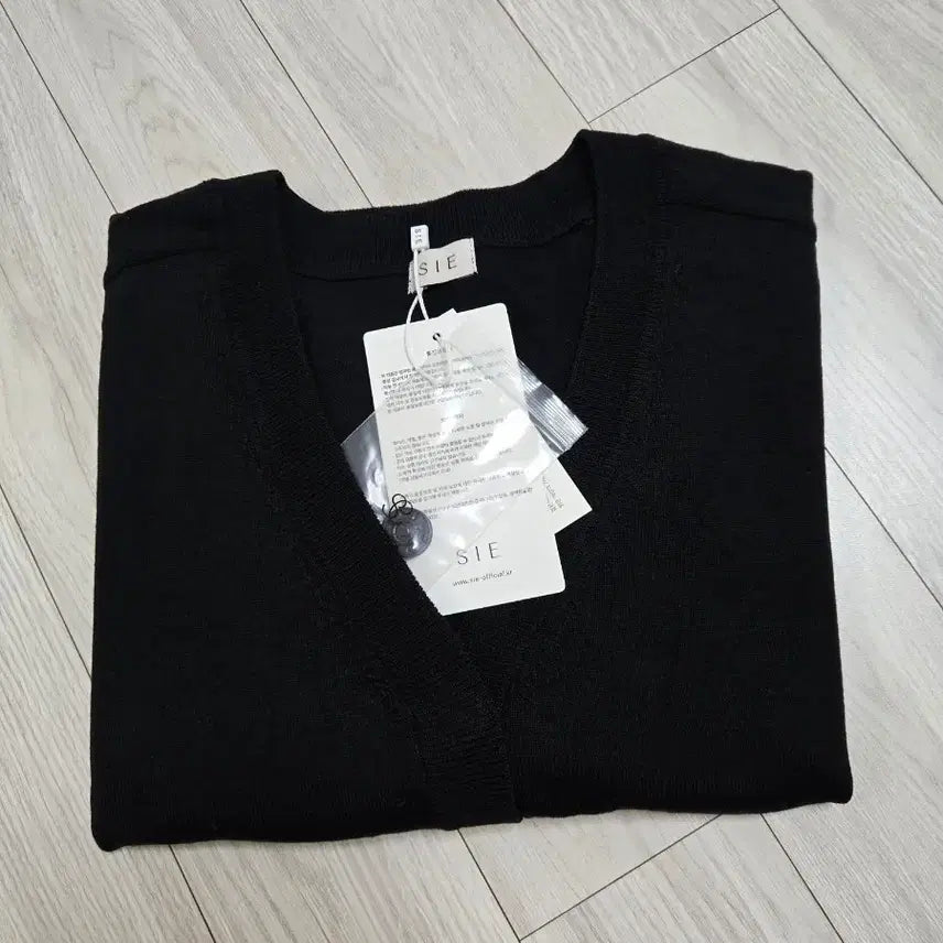 [SOLD OUT] (새상품)시에sie 썸미니 루즈 가디건 블랙