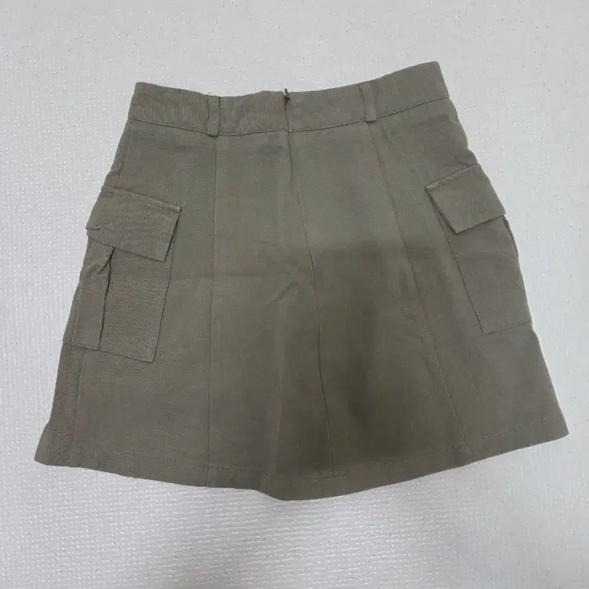 [BUNJANG] Ably Zigzag Khaki Cargo Mini Skirt / 에이블리 지그재그 카키 카고 미니스커트