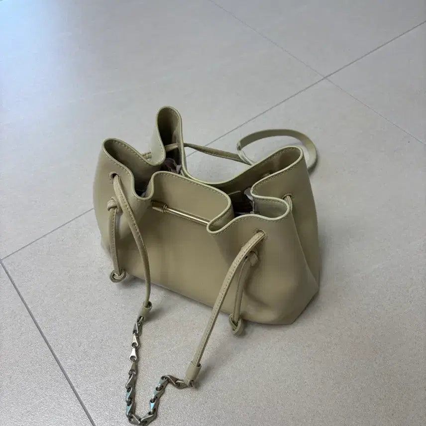 [SOLD OUT] 루에브르 Sac de Fleur 스몰 숄더백