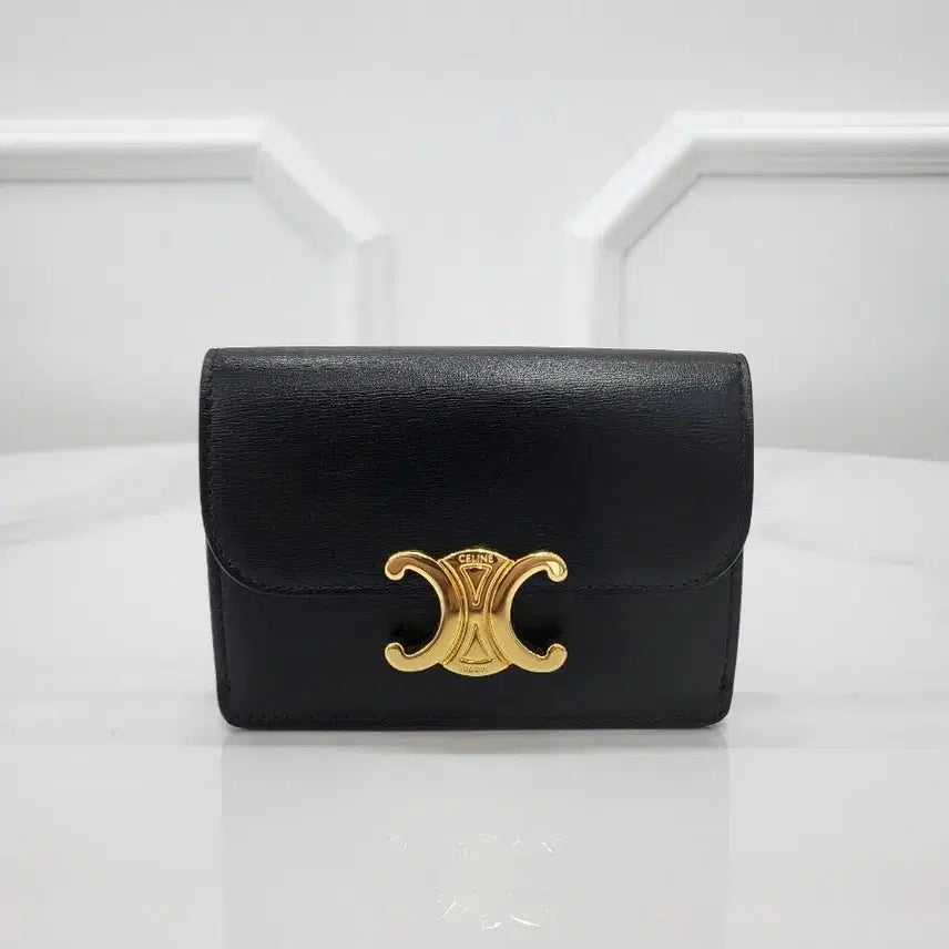 [BUNJANG] Celine Triomphe Flap Card Wallet / 셀리느 트리옹프 플랩 카드 지갑 10I583DPV