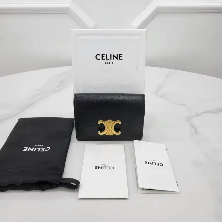 [BUNJANG] Celine Triomphe Flap Card Wallet / 셀리느 트리옹프 플랩 카드 지갑 10I583DPV