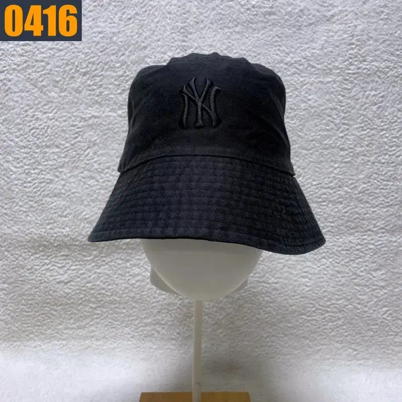 [BUNJANG] MLB All Black Bucket Hat / MLB 엠엘비 올블랙 벙거지 모자