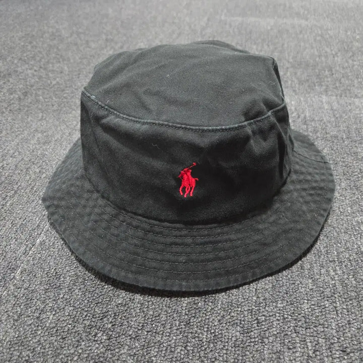 [BUNJANG] Polo Ralph Lauren Black Red Pony Chino Bucket Hat / 폴로랄프로렌 블랙 레드 포니 치노 버킷햇 26041619