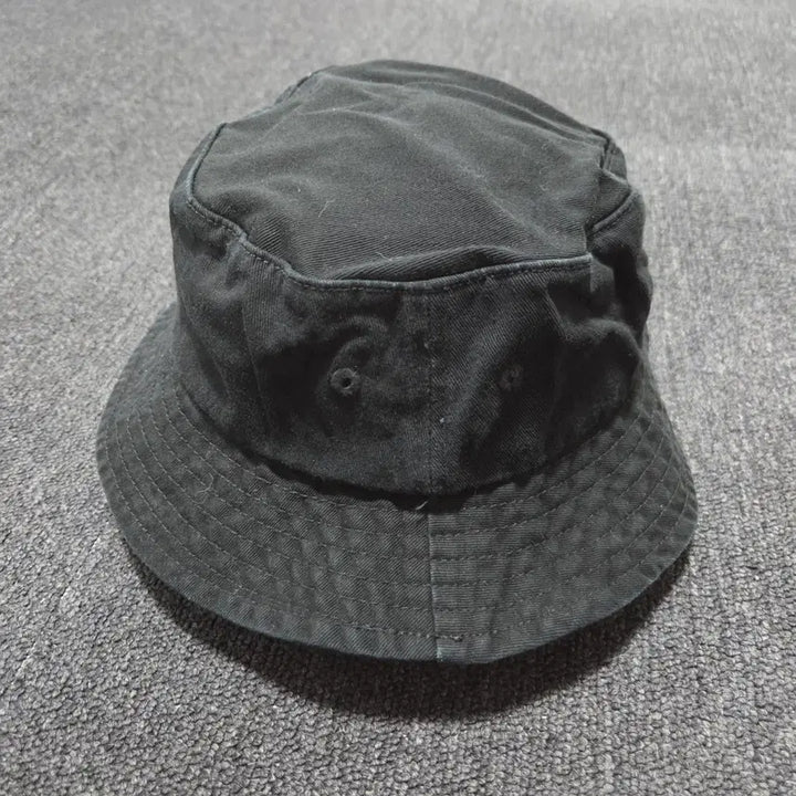 [BUNJANG] Polo Ralph Lauren Black Red Pony Chino Bucket Hat / 폴로랄프로렌 블랙 레드 포니 치노 버킷햇 26041619