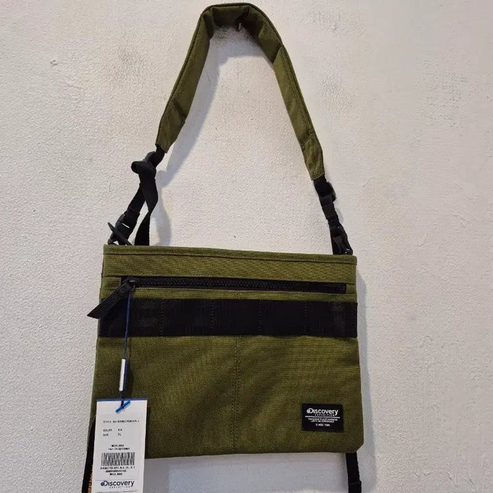 [SOLD OUT] 디스커버리 카키색 미니 크로스백