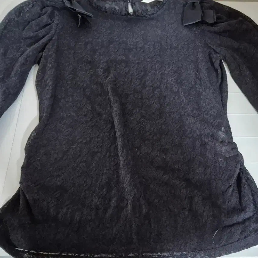 [BUNJANG] Reneybon Black Lace Ribbon Blouse / 레니본 블랙 레이스 리본 블라우스