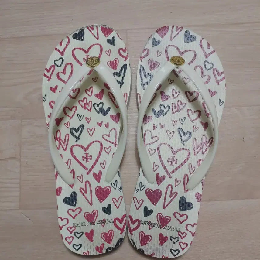 [BUNJANG] Tory Burch Heart Print Flip-Flop Sandals 235 / 토리버치 하트 프린트 조리 샌들 235