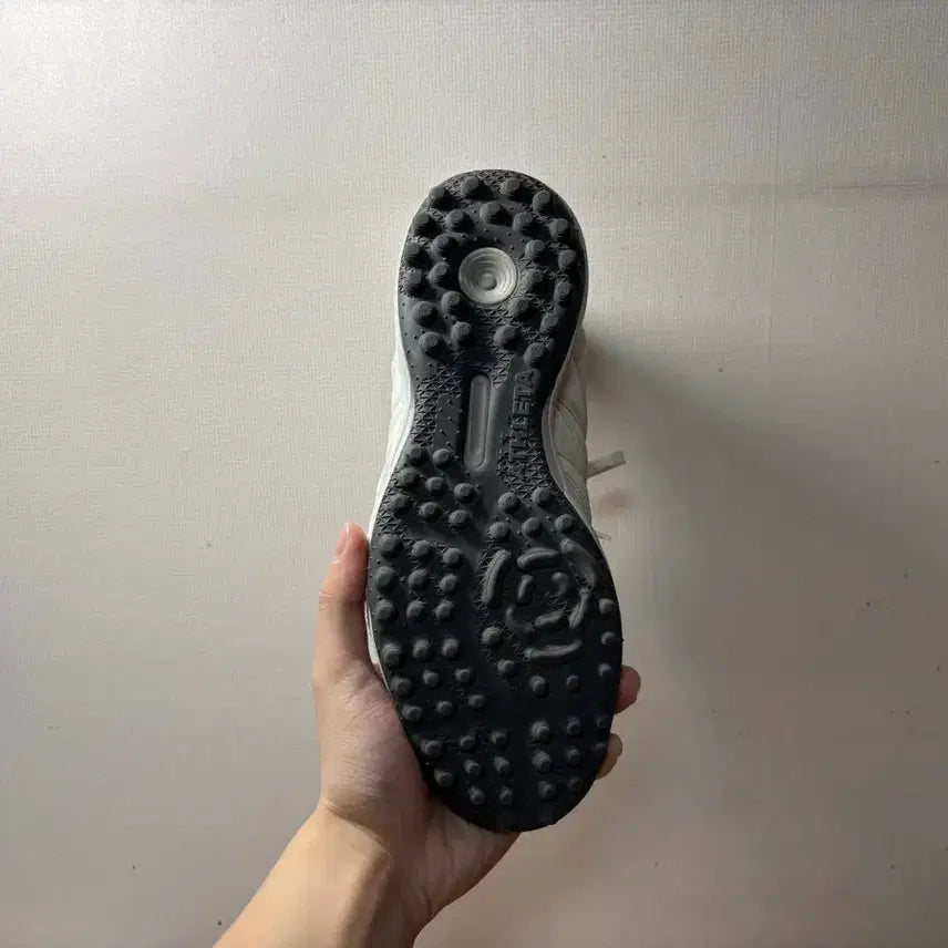 [SOLD OUT] [260] 아슬레타 A005 TF 풋살화